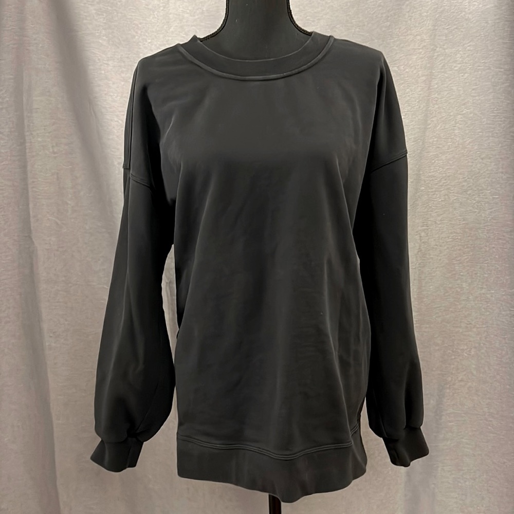 EUC lululemon Perfectly Oversized Crew Black Size 12